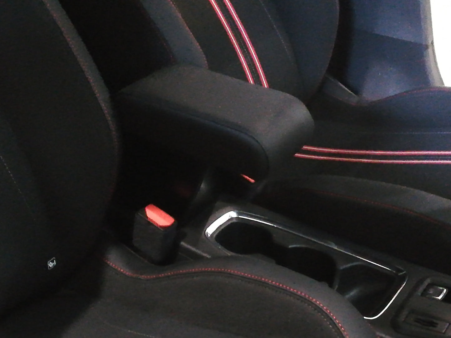 Opel Corsa F (from 2019) - adjustable armrest with storage - invisibile fitting