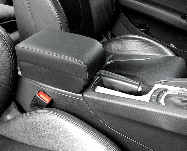 Audi TT MK2 (2007-2014) - adjustable armrest with storage - invisibile fitting