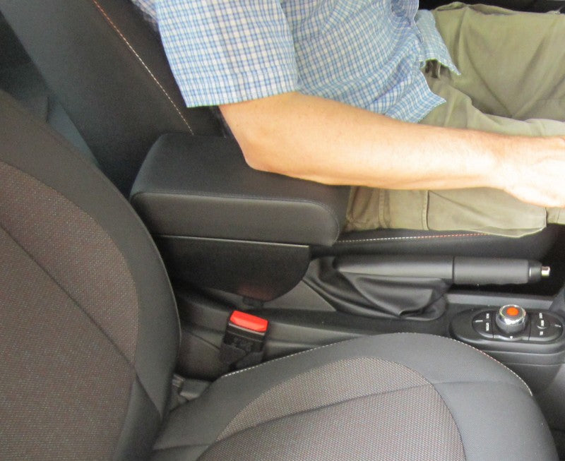 Mini F55 (dal 2014 in avanti) - bracciolo regolabile in lunghezza con portaoggetti - montaggio invisibile