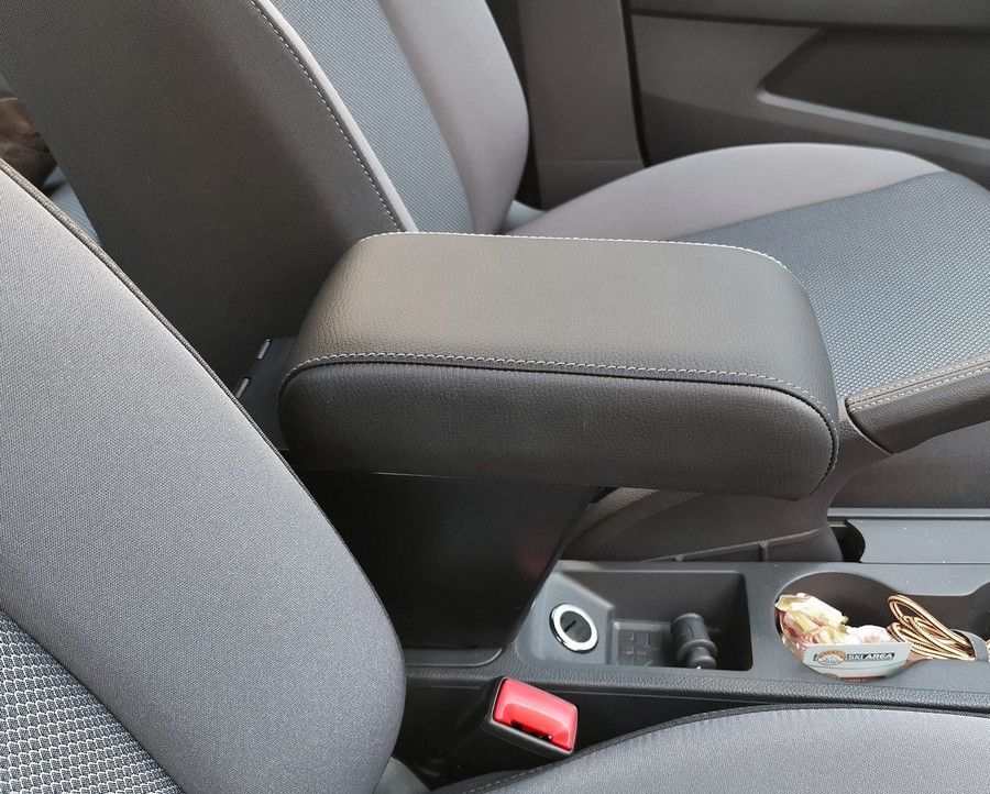 Skoda Fabia (from 2022>) 4° series - adjustable armrest with storage