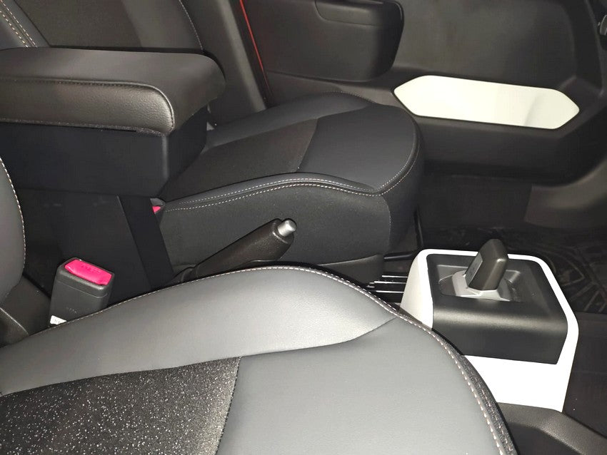 Dacia Spring (ab 2024 in avanti) - längenverstellbare Mittelarmlehne mit Staufach