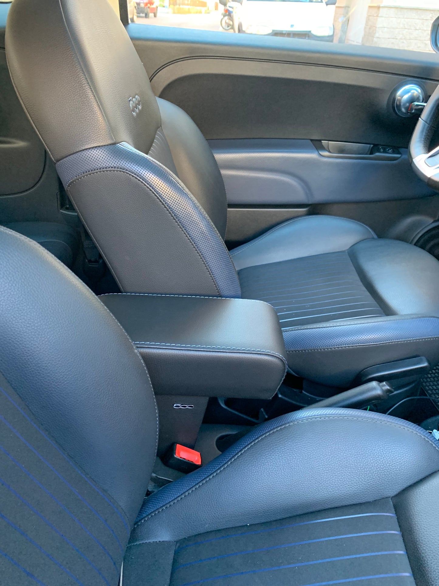 Fiat 500 (restyling from 2015>) - PREMIUM adjustable armrest with storage