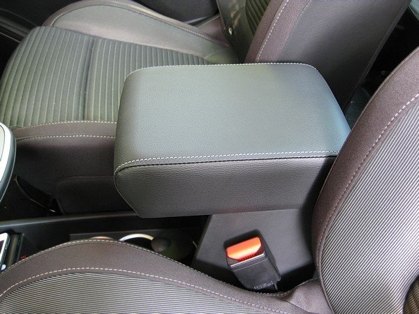 Renault Scenic 4° serie (dal 2016 in avanti) - bracciolo regolabile in lunghezza - montaggio invisibile