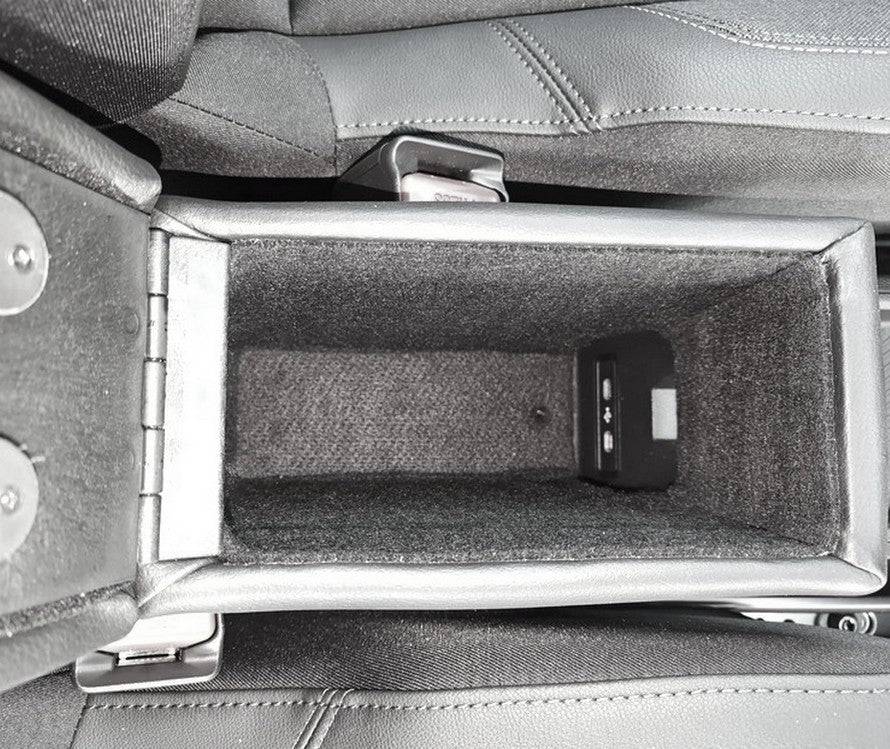 Nissan Micra 6 Serie (ab 2026) - längenverstellbare Mittelarmlehne mit Staufach